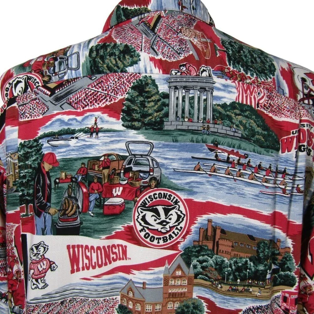 VTG Reyn Spooner S WISCONSIN BADGERS NCAA Big 10 Football Bucky Madison Shirt